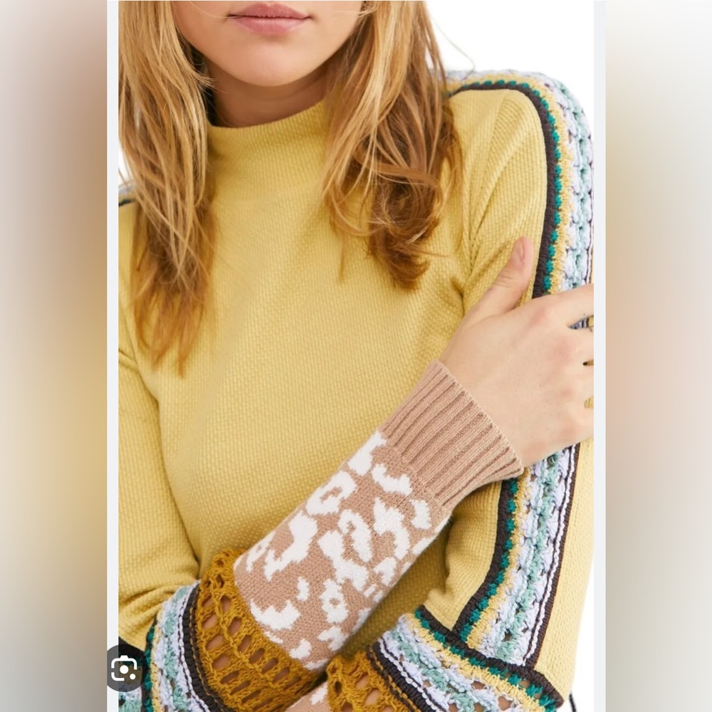 Free People Switch It Up Cuff Thermal Top in Yellow, size Small.
